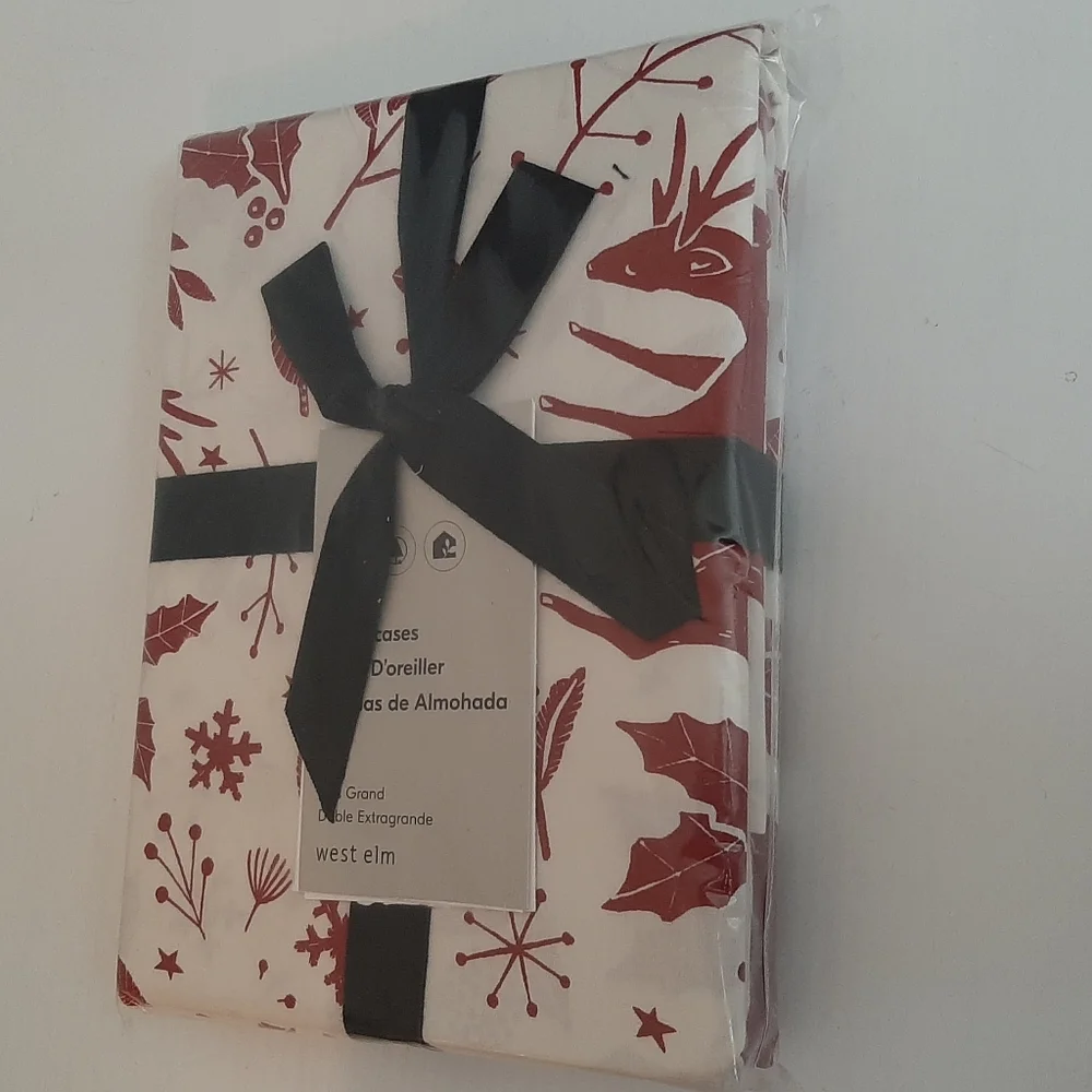 West Elm Scandi Deer Percale King Pillow Case 1 Pair